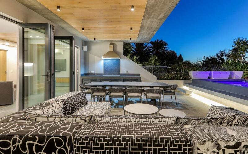 6 Bedroom Property for Sale in Camps Bay Western Cape